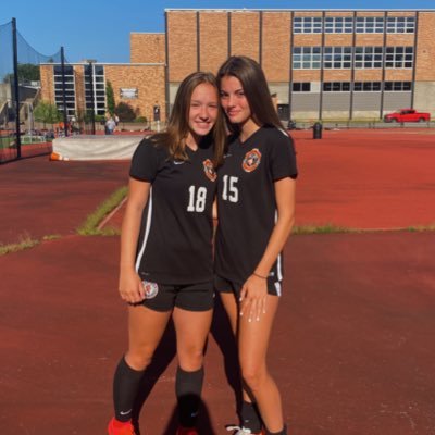 Zoe Becker - Twitter Profile Picture of Zoe Becker (@zoebecker16) on Twitter