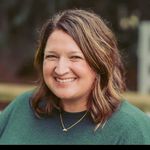 Profile Picture of Sarah Andrews (@sarahandrews_mft) on Instagram