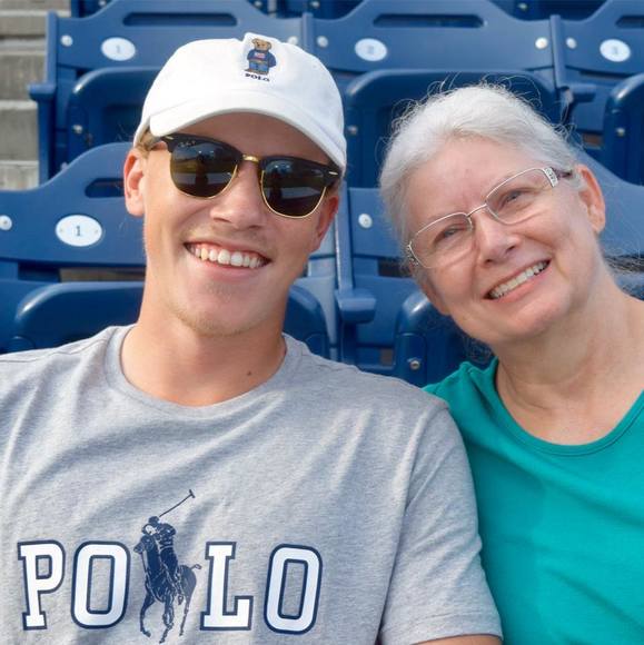 Profile Picture of Wesley Womack (@wesleywomack45) on Poshmark