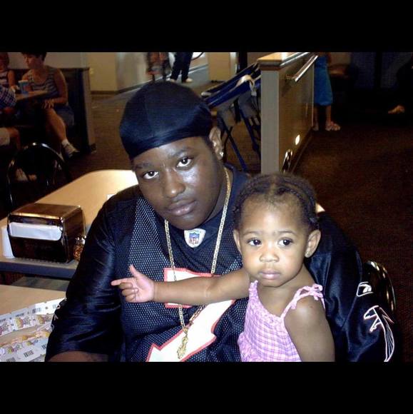 Profile Picture of Zynaja Stokley (@zynajarocks) on Poshmark