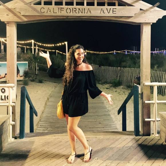 Profile Picture of Gabrielle Bruno (@gabstar1) on Poshmark