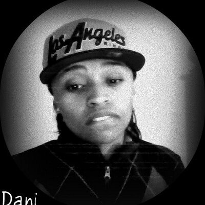 Profile Picture of Danielle Newton (@Neva_Gives_Af) on Twitter