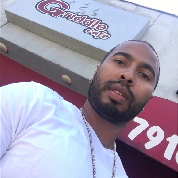 Profile Picture of Rasheed Ali (@rasheed1102) on Poshmark