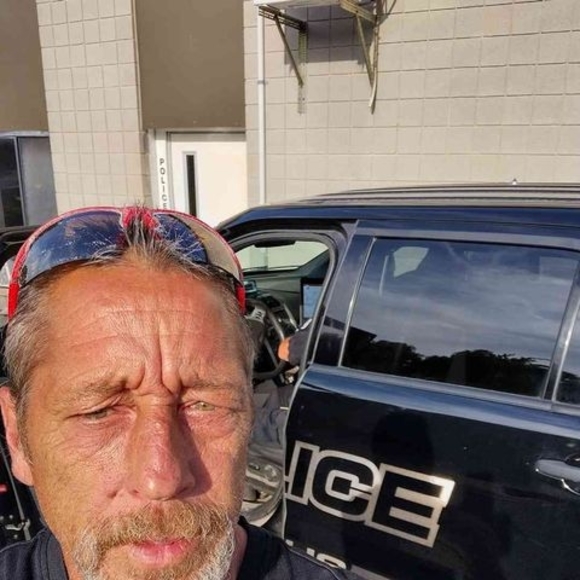 Profile Picture of Mark Beluke (@belukecustom) on Poshmark