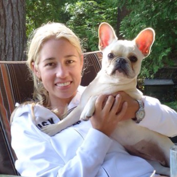 Profile Picture of Hope Wheeler (@hopebw) on Poshmark