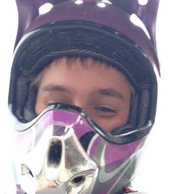 Profile Picture of Joseph Rosko (@Weeny_HutJr) on Twitter