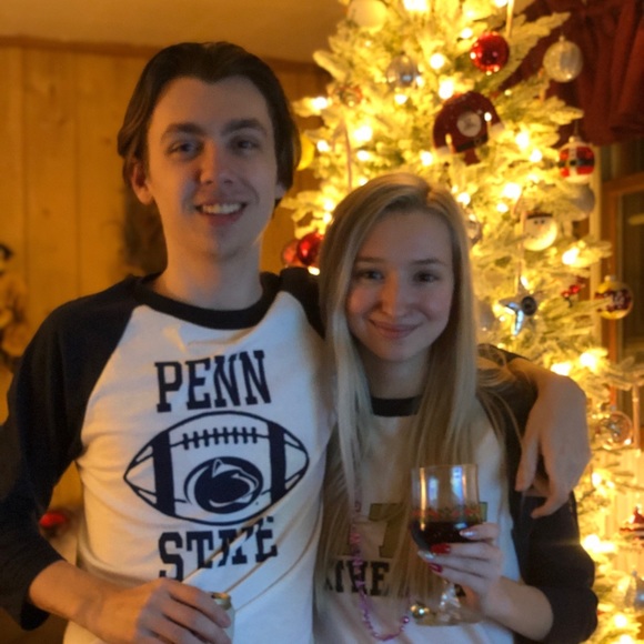 Nathan Parker - Poshmark Profile Picture of Nathan Parker (@guccisupreme80s) on Poshmark