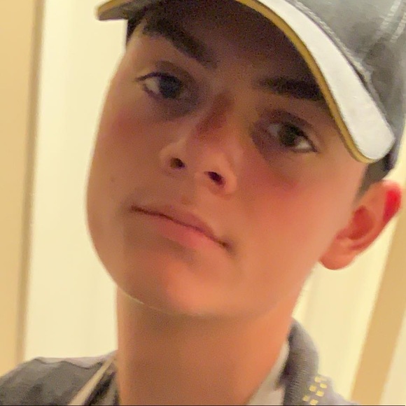 Profile Picture of Tyler Abers (@tylerabers) on Poshmark