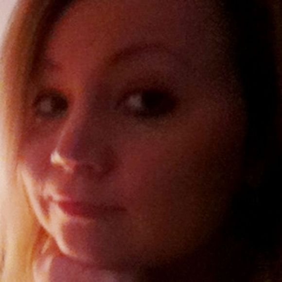 Profile Picture of Tina Bublava (@lilitina85) on Poshmark