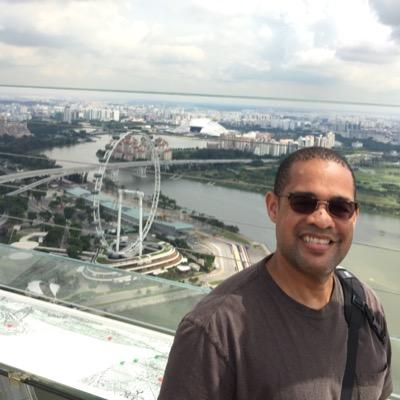 Profile Picture of Peter Spence (@artglassorlando) on Twitter