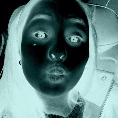 Profile Picture of Alvina Singh Gill (@crazyteddbear) on Twitter