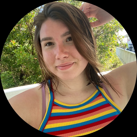 Profile Picture of Sabrina Maiberger (@sabrinamai) on Poshmark