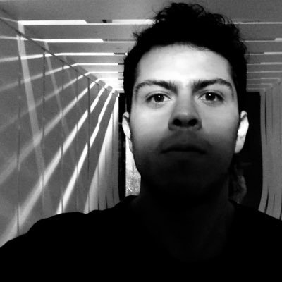 Profile Picture of Guillermo Ruvalcaba (@_memoto) on Twitter