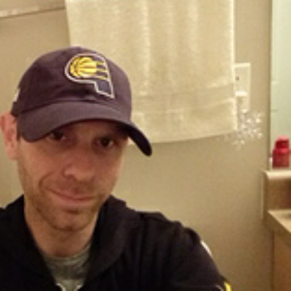 Profile Picture of Corey Hardin (@chardin1979) on Poshmark