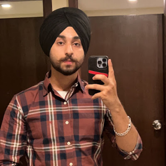 Profile Picture of Gurman preet Singh (@gurman0911) on Poshmark
