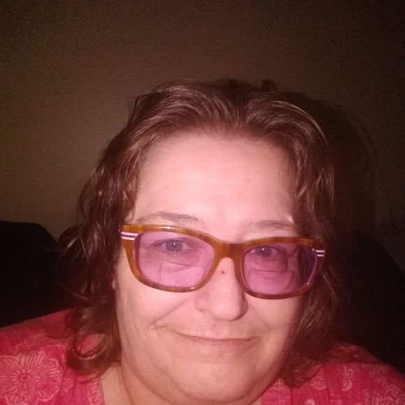 Profile Picture of Cathy Schwier (@cathyschwier) on Poshmark