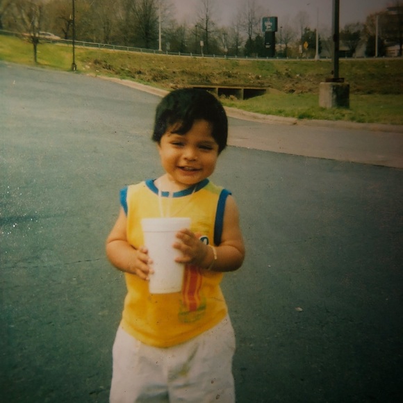 Profile Picture of Michael Reyes (@vrex231) on Poshmark