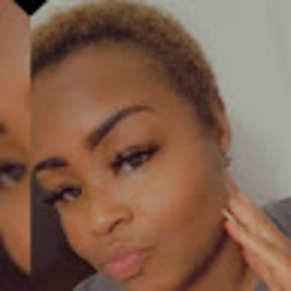 Profile Picture of G Knight (@gknight390) on Poshmark