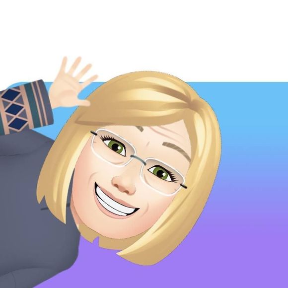 Profile Picture of Lois Paller (@waltylo) on Poshmark