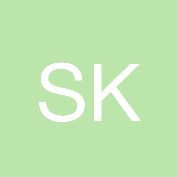 Profile Picture of Sinu Kurikose (@sinukurikose) on Poshmark