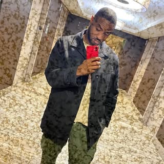 Profile Picture of /// (@_nameless) on Instagram