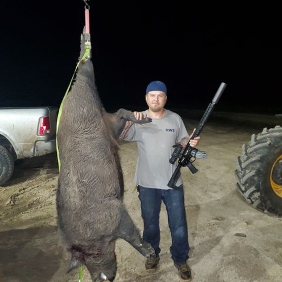 Profile Picture of Aaron Ryman (@aaronryman320) on Poshmark