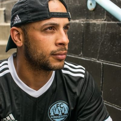 Profile Picture of Matthew Cross (@MNCoachCross) on Twitter