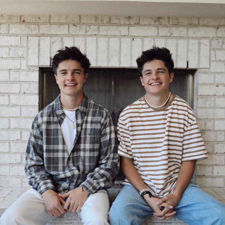 Profile Picture of   Brock and Boston... (@brockandboston) on Tiktok