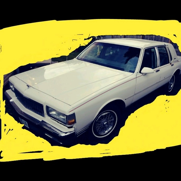 Profile Picture of Ryan Campos (@tilzapotla) on Poshmark