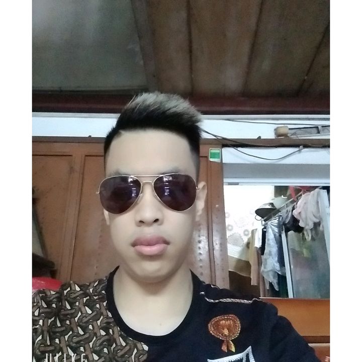 Profile Picture of Dat Quach (@thatquach8) on Tiktok