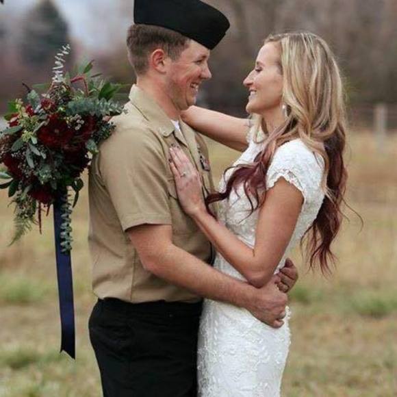 Profile Picture of Erica Lassen (@elassen) on Poshmark