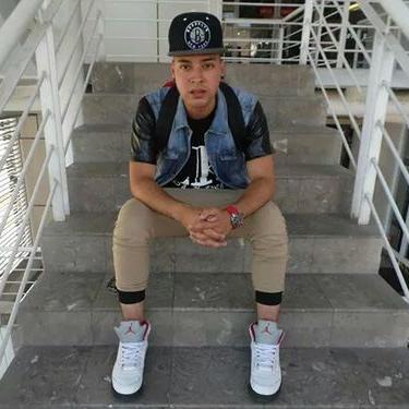 Profile Picture of Paul amparan (@sidek303) on Twitter