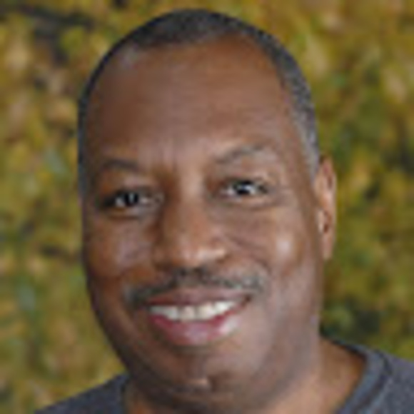 Profile Picture of Glenn Edwards (@gedwards2002) on Poshmark