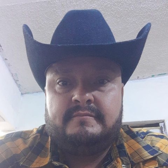 Profile Picture of Omar Salido (@jsalidofraijo) on Poshmark