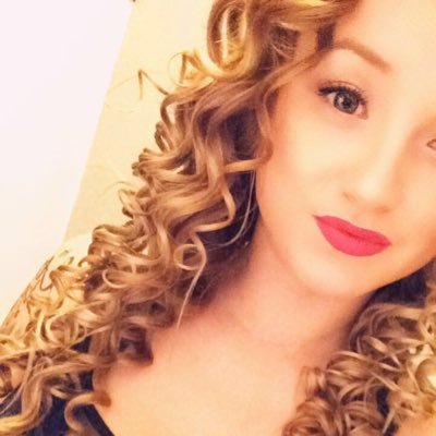 Profile Picture of Melissa Sutherland (@Mel_suddz) on Twitter