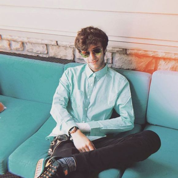 Profile Picture of Andrey Golubev (@andrew974v) on Poshmark