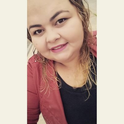 Profile Picture of Pamela Neves (@viish_paam) on Twitter