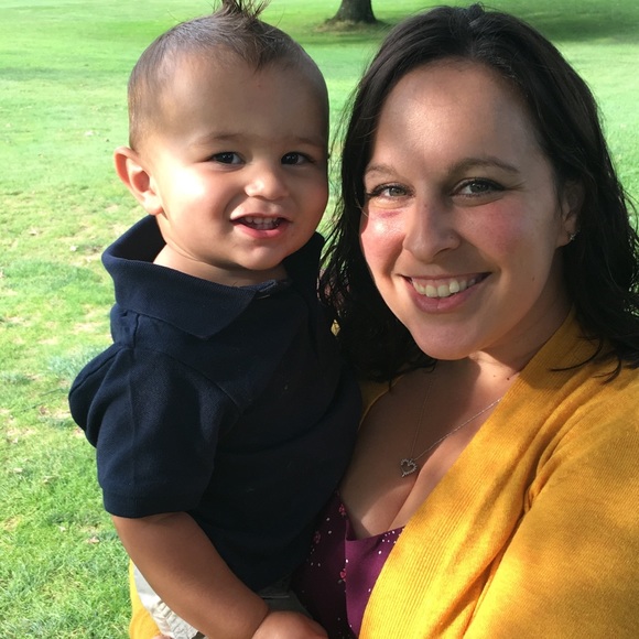 Profile Picture of Allison Mccray (@asjmt4812) on Poshmark