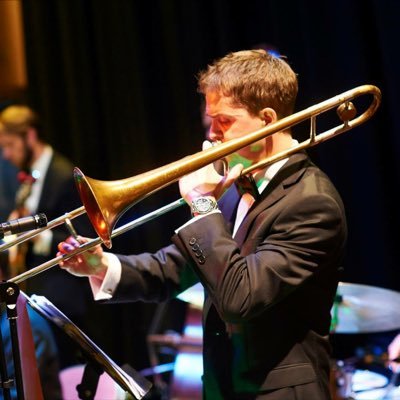 Profile Picture of Chris Burge (@chrisburgemusic) on Twitter