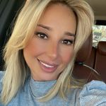 Profile Picture of Carol Bonelli (@carolbonelli) on Instagram