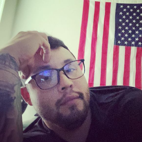 Profile Picture of Rudy Egler (@regler77) on Poshmark