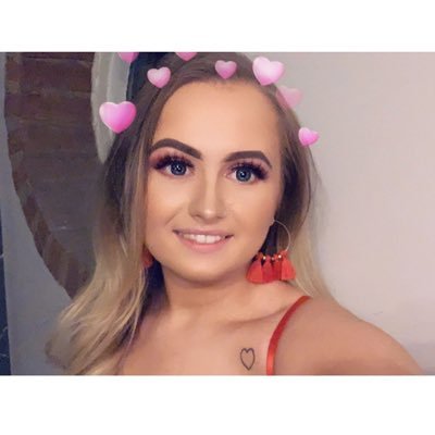 Profile Picture of Alísha (@moore_alisha_) on Twitter
