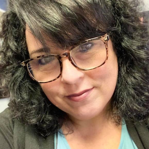 Profile Picture of Tonya Lutrick jolly (@jollybarber) on Poshmark