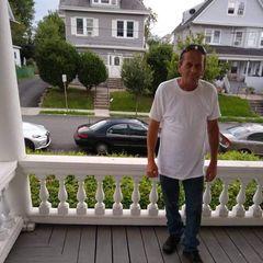 Profile Picture of johnfairola (@johnfairola) on Tiktok