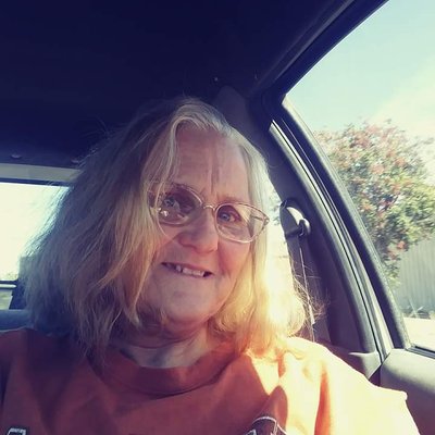 Profile Picture of Carolyn Randall(chambers) (@Carolyn36706583) on Twitter