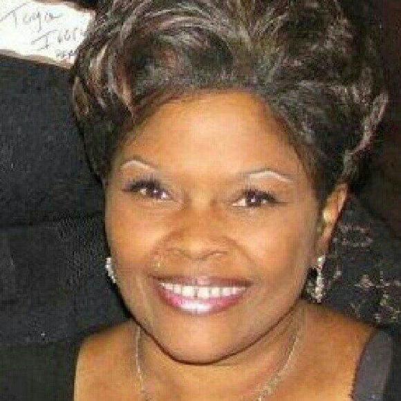 Sherry Khaizaran - Poshmark Profile Picture of Sherry Khaizaran (@sherrykhaizaran) on Poshmark