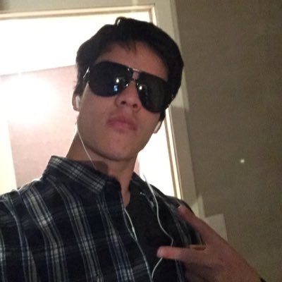 Profile Picture of Lorencraft (@lorencraft2) on Twitter