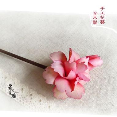 Profile Picture of Ling Cheng (@lingcheng6) on Twitter