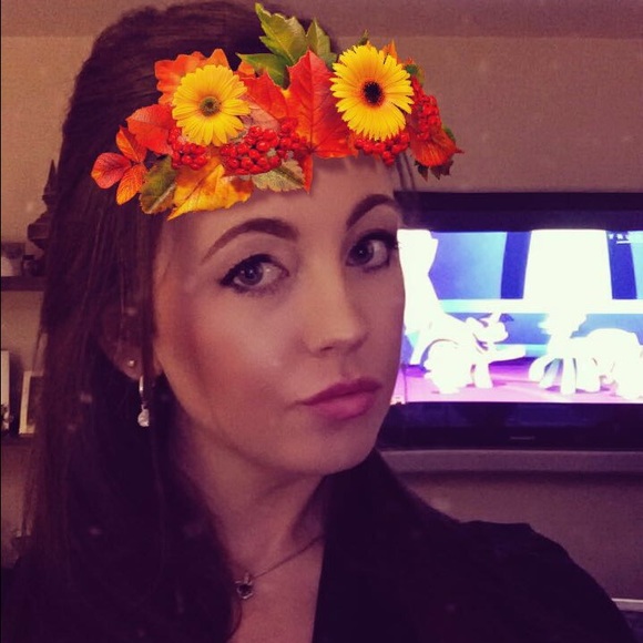 Profile Picture of Leah Ringley (@leahboo1991) on Poshmark