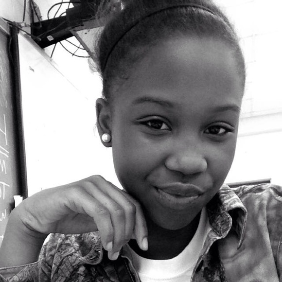 Profile Picture of Zykeria Bedford (@___dopee) on Poshmark